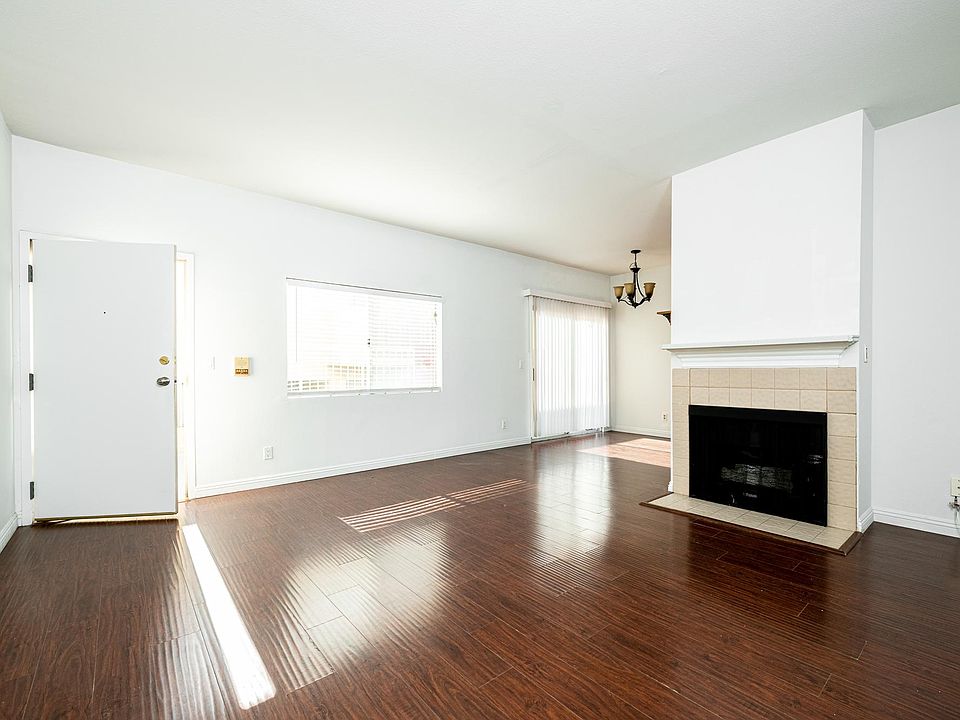 1st image of 3727 Watseka Ave APT 102