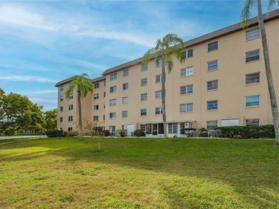 3845 Lake Bayshore Dr #F103, Bradenton, FL, 34205
