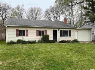 115 W Almond Dr, Washington, IL 61571