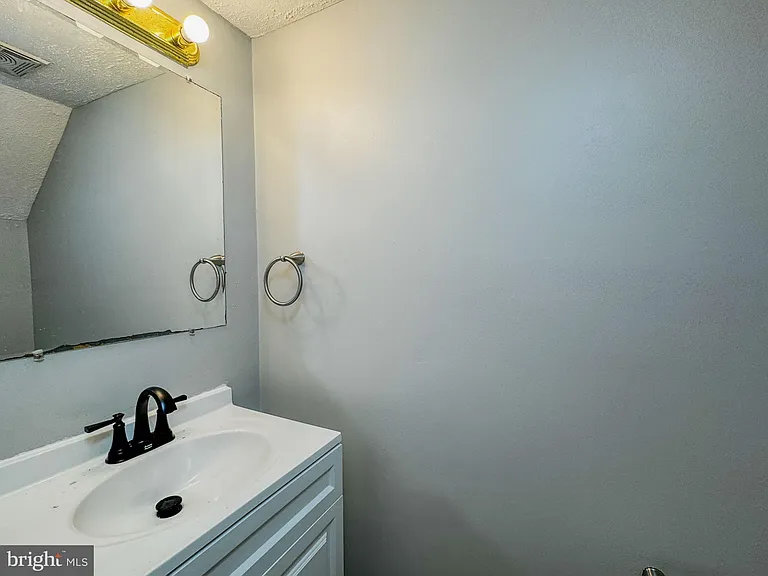 4 Milstone Ct — Photo 10