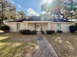 175 Freeman Blvd, West Columbia, TX 77486