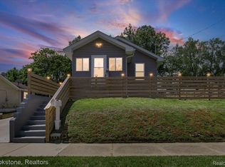 111 Omar St, Pontiac, MI