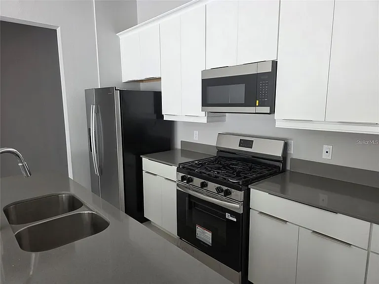 7760 Sandy Ridge Dr #112 — Photo 3