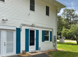 11005 Poplar Dr, Lusby, MD 20657