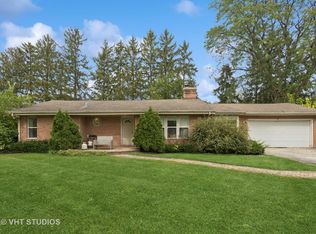 1750 W Thomas St, Arlington Heights, IL 60004