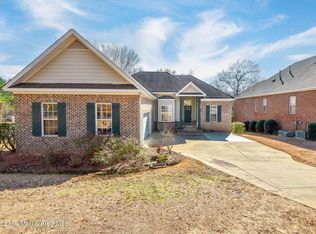 866 Stanton Dr, Auburn, AL 36830