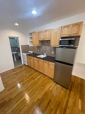 Rented by Best Apartments North Inc | media 19
