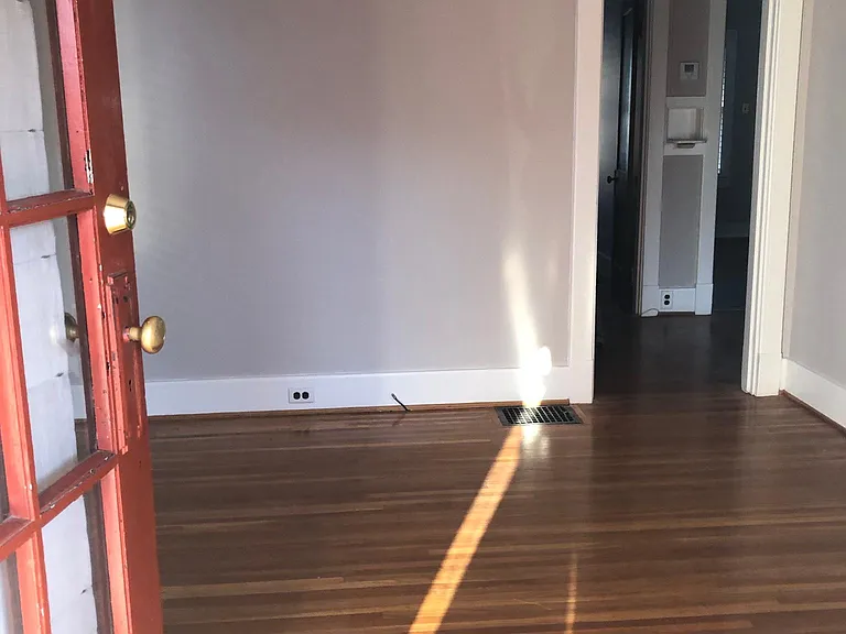 1810 Stevens Ave — Photo 12
