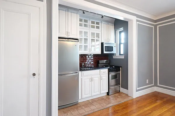 Rented by CG Realty | media 21