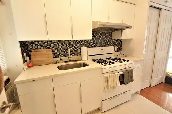 Rented by Wyllie Real Estate | media 20