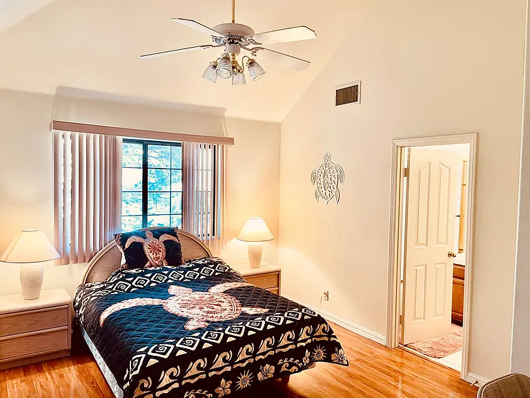 2611 S Durango Dr #204 — Photo 16