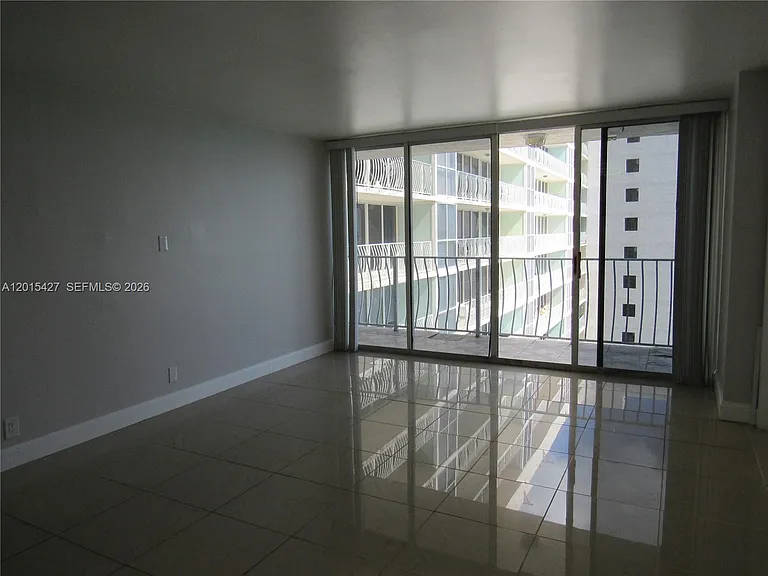 7601 E Treasure Dr #2210 — Photo 16