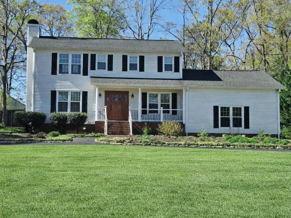 801 Shoresbrook Dr, Spartanburg, SC 29301