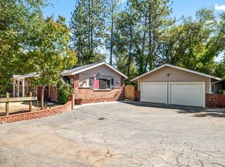 5761 Forest Lake Rd, Diamond Springs, CA 95619
