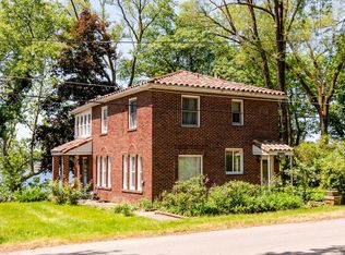 66555 Lakeshore Dr, Dowagiac, MI 49047