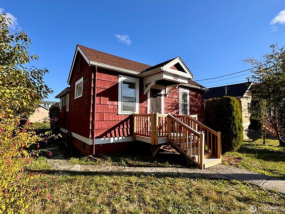 3rd image of 1322 Elizabeth Avenue
