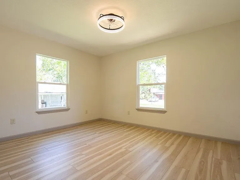 58 Hybiscus Ct — Photo 11