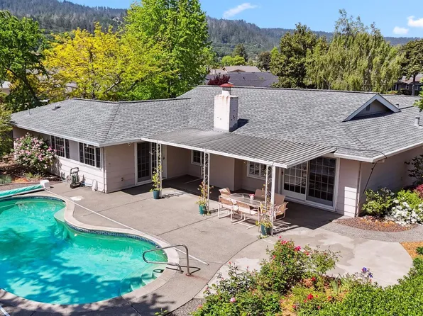 1 Valley Oaks Place, Santa Rosa, CA 95409