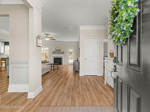 3rd image of 107 Evergreen Forest Drive