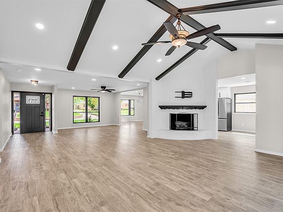 2nd image of 10006 Candlewood Dr