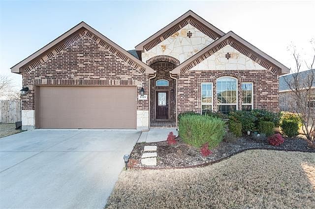 1st image of 3105 Tamarack Ln