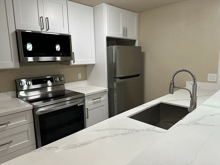 14636 NE 45th St #C7 — Photo 13