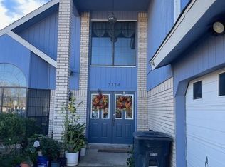 2124 Royal Ridge Dr, Eagle Pass, TX 78852