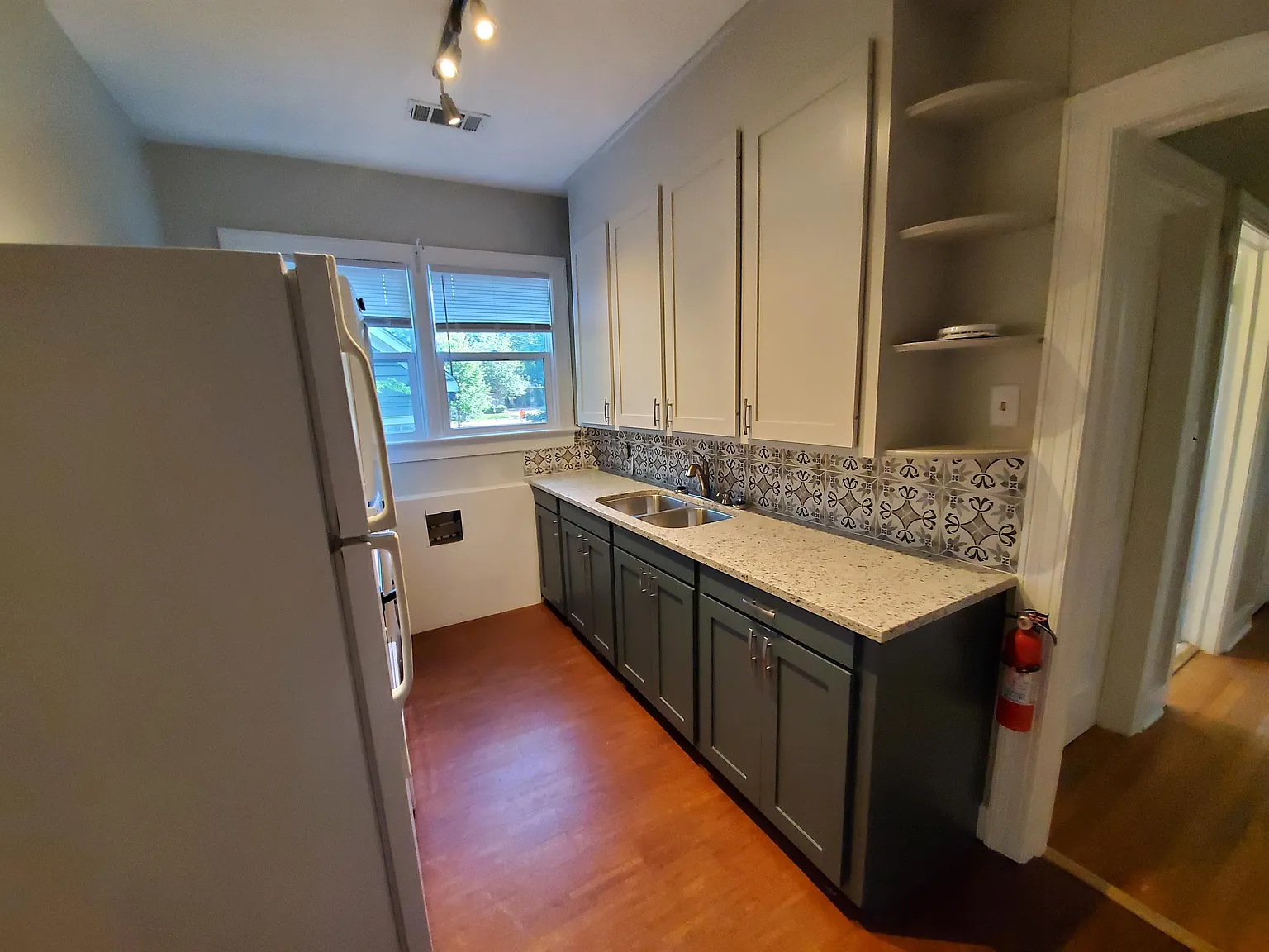 FourPlex - 3816 — Photo 4