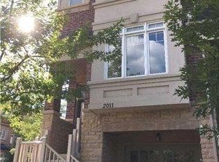 2011 Lushes Ave, Mississauga, ON L5J1H3