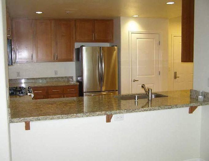 Breakfast bar