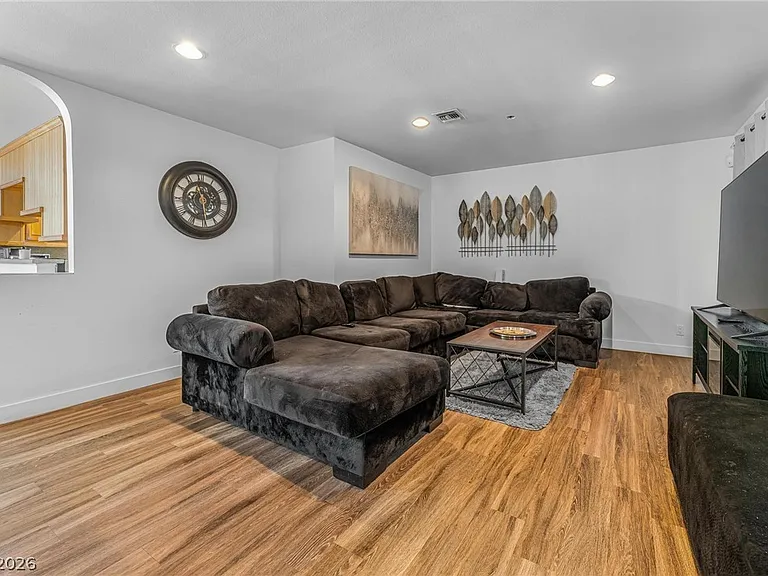 1963 Casa Vista Dr — Photo 3
