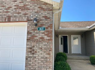 1437 W Daniel Dr, Greensburg, IN 47240