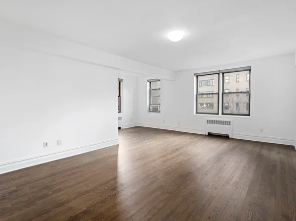 60 East 9th Street image 1 of 5