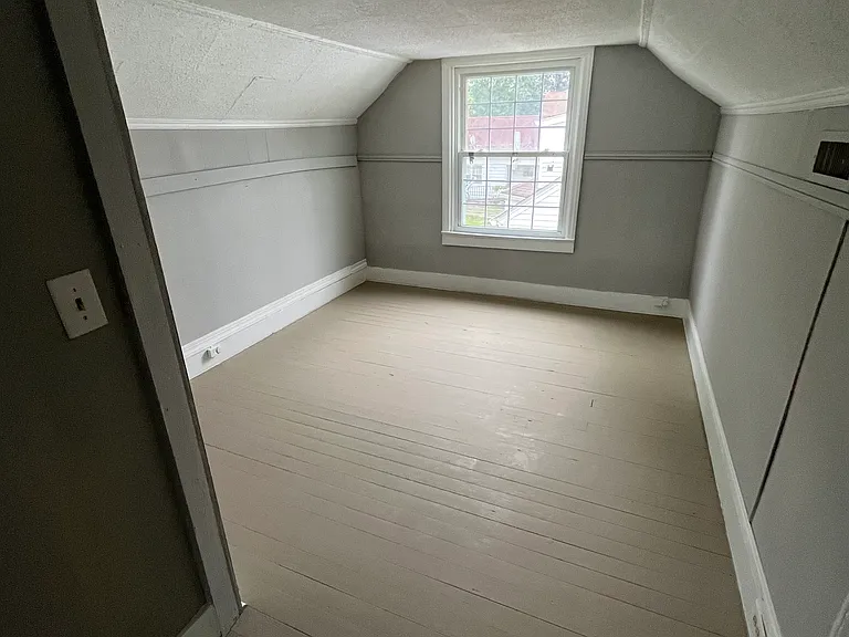 506 Kilmer St — Photo 12