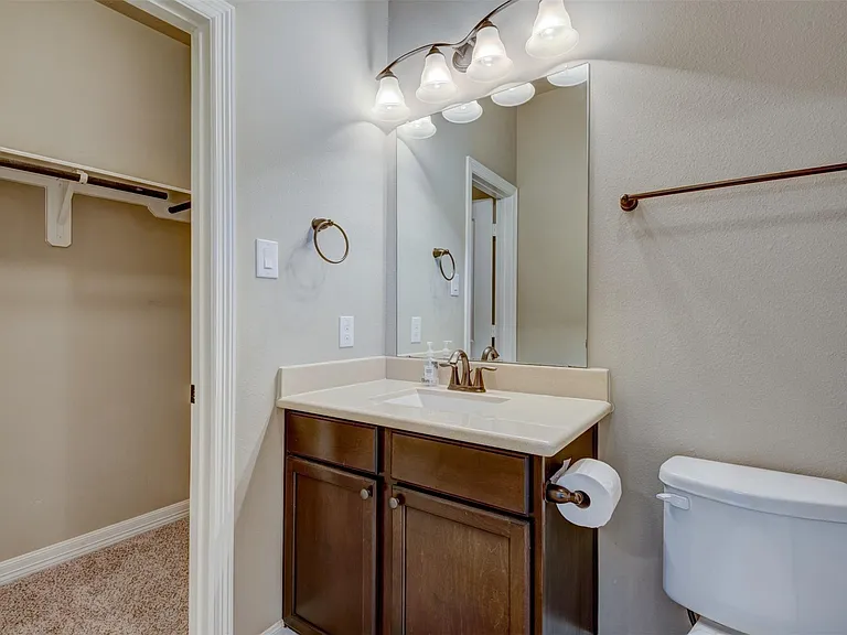 25151 Alina Ln — Photo 18