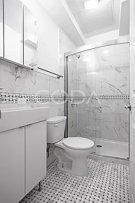 Rented by Coda Real Estate NYC | media 10