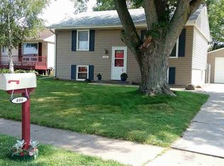 406 30th Ave W, Milan, IL 61264