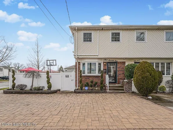 374 Fairbanks Ave, Staten Island, NY 10306