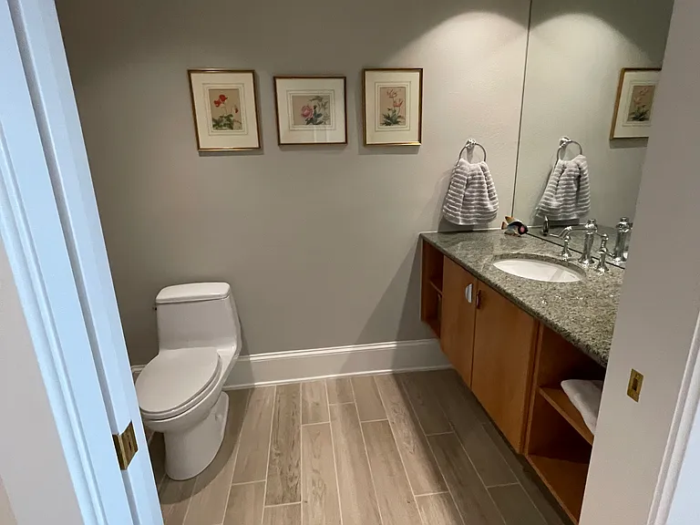 Spacious powder room