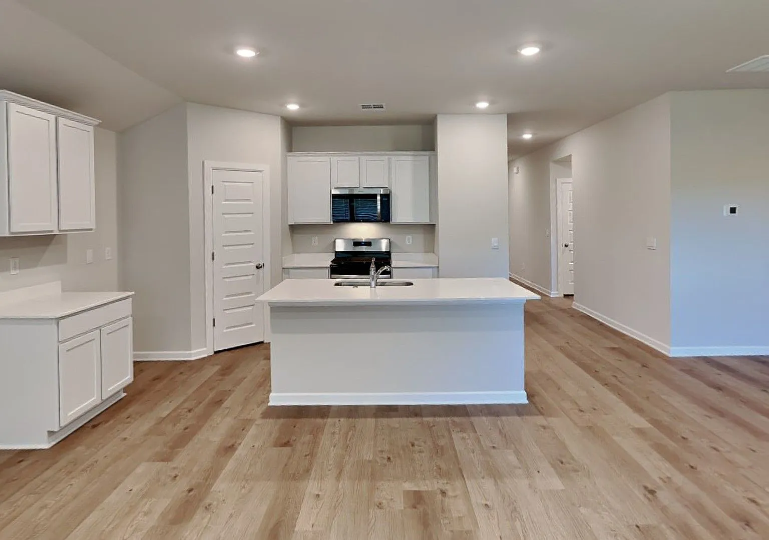 Luxury Brand New 4 Bed 2 Bath Home In Piedmont Schools (With Neighborhood Park And Pickleball Court) — Photo 4