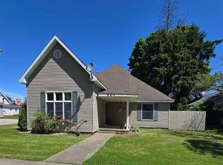 207 E Marion St, Converse, IN 46919