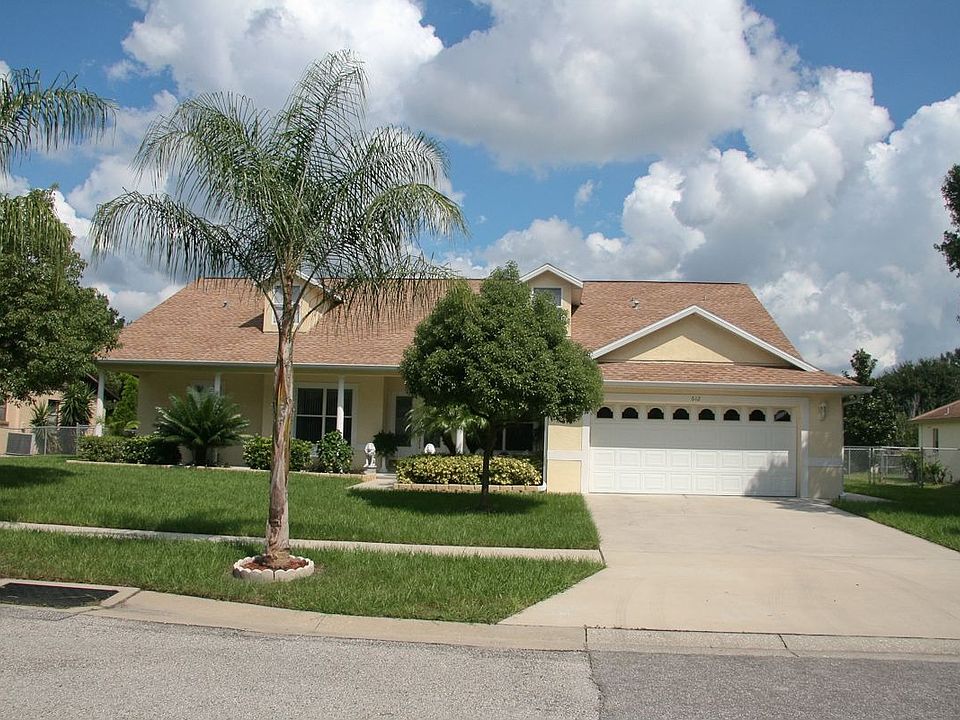 1st image of 612 Hickory Lake Dr