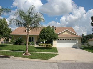 612 Hickory Lake Dr, Brandon, FL 33511