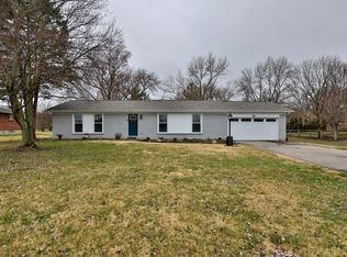 8283 Cox Rd, West Chester, OH 45069