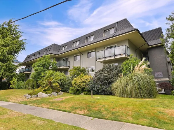 840 Craigflower Rd #44, Esquimalt, BC V9A 2X1