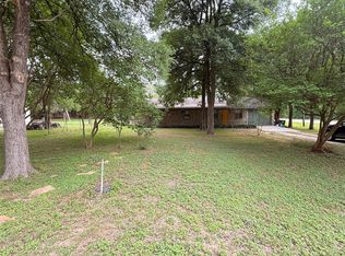 121 Lba Dr, Bastrop, TX 78602