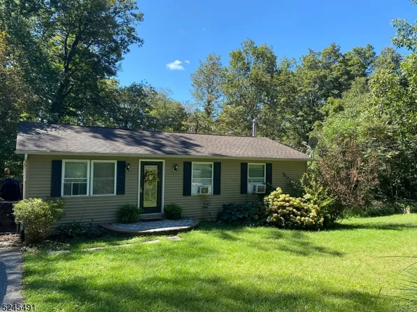 2 Red Oak Rd, Wantage Twp., NJ 07461