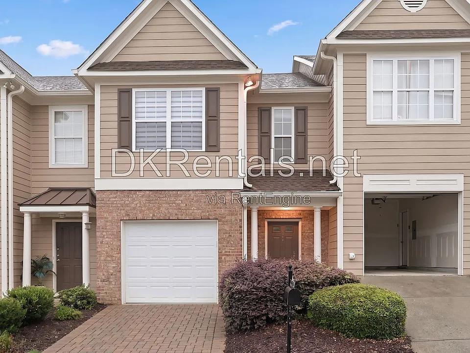 6311 Shoreview Cir