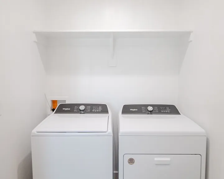 Unit Photo
