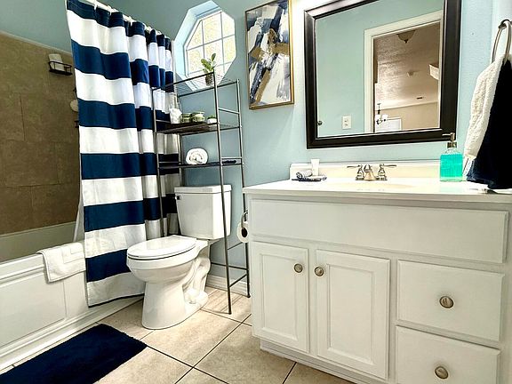 3rd image of 2777 Windward Dr